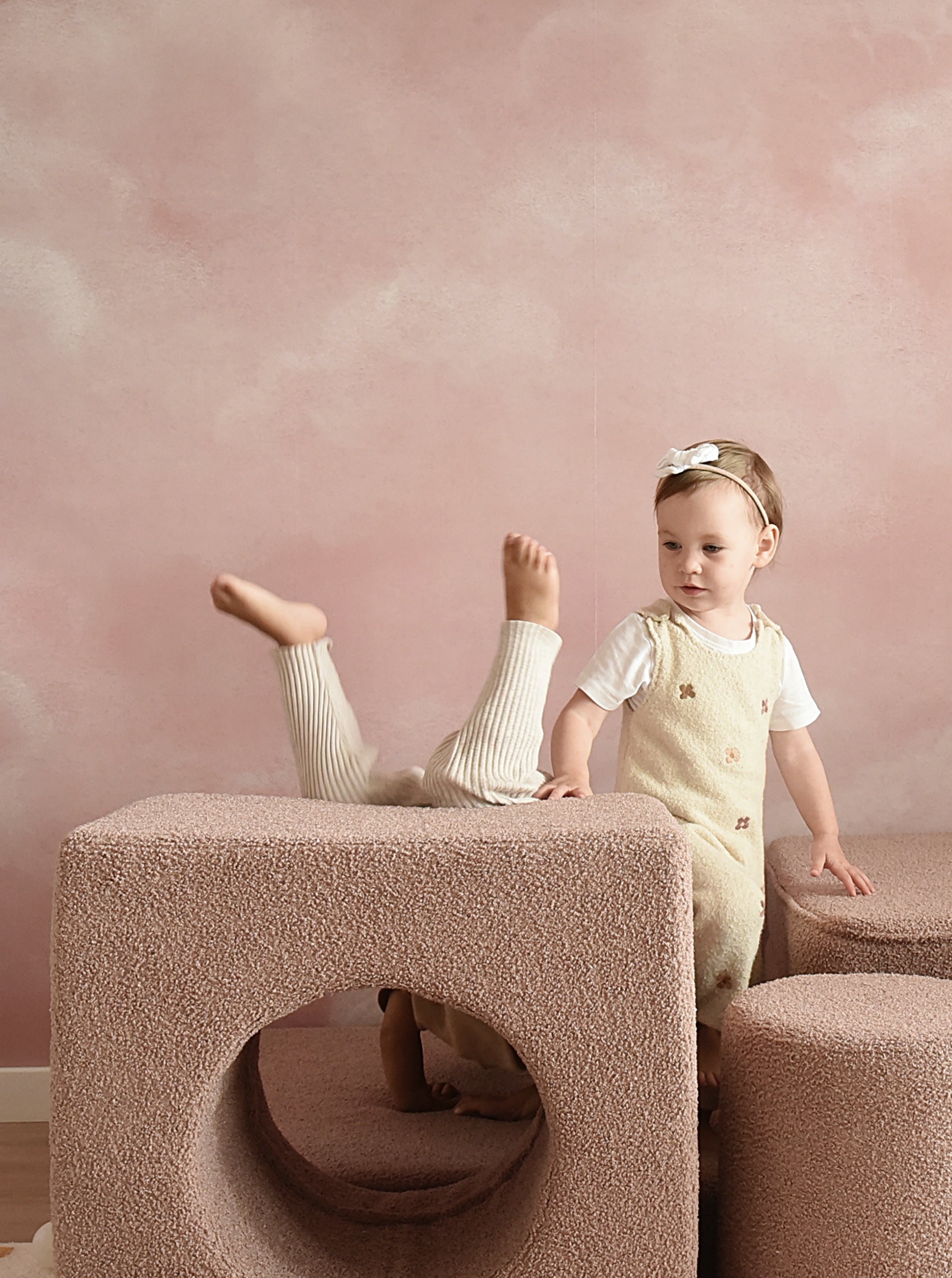 Budujemy dziecięcy świat.